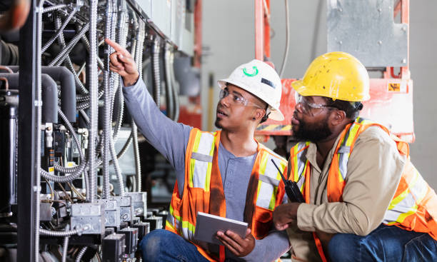 Professional Electrician in Allouez, WI