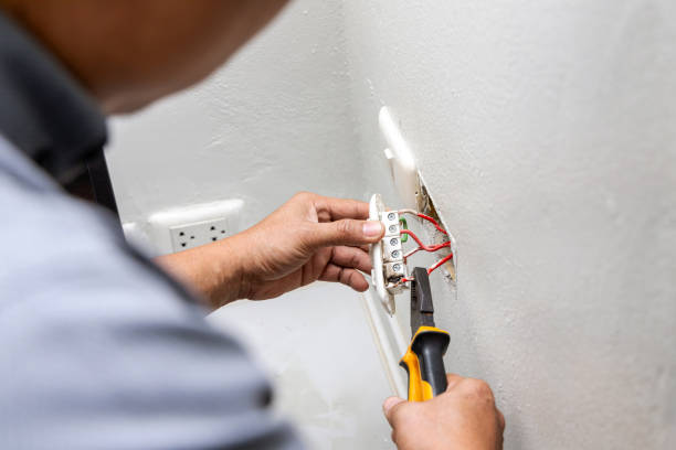 Best Electrical Repair Services  in Allouez, WI